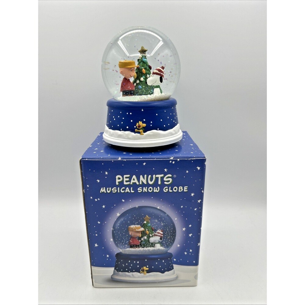 Hallmark Peanuts 50th Anniversary Musical Snow Globe Charlie Brown Snoopy NIB